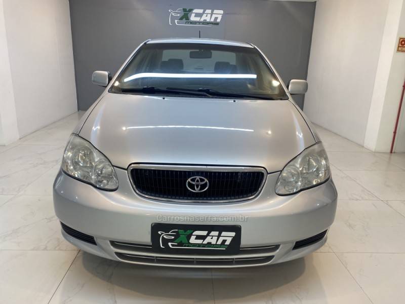 TOYOTA - COROLLA 1.8 XEI 16V GASOLINA 4P AUTOMÁTICO - 2002/2003 - Prata - R$ 36.900,00