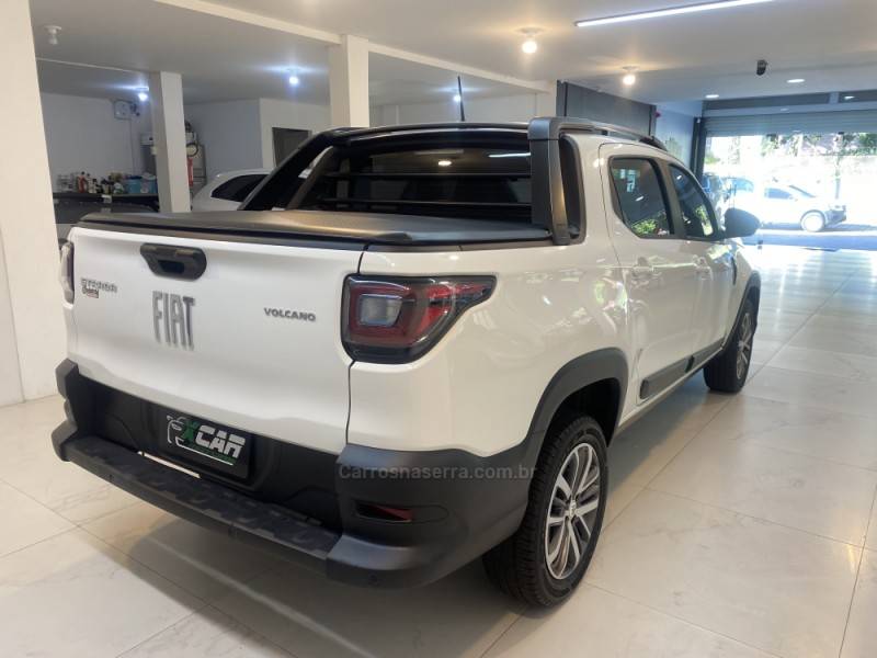 FIAT - STRADA 1.3 VOLCANO CD 8V FLEX 4P MANUAL - 2022/2022 - Branca - R$ 104.900,00