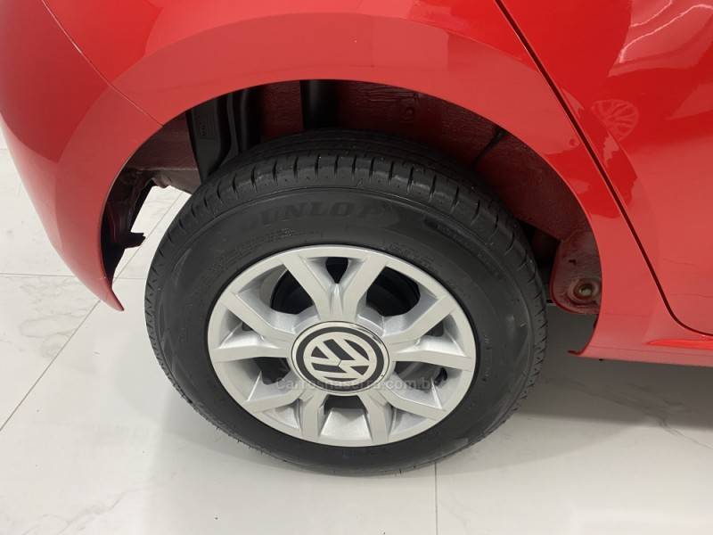 VOLKSWAGEN - UP 1.0 MPI MOVE UP 12V FLEX 2P MANUAL - 2014/2015 - Vermelha - R$ 39.900,00