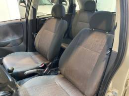 CHEVROLET - CORSA 1.4 MPFI MAXX 8V FLEX 4P MANUAL - 2012/2012 - Bege - R$ 35.900,00