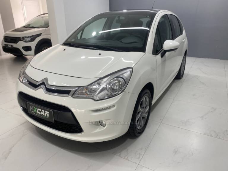 CITROËN - C3 1.6 EXCLUSIVE BVA 16V FLEX 4P AUTOMÁTICO - 2015/2015 - Branca - R$ 48.900,00