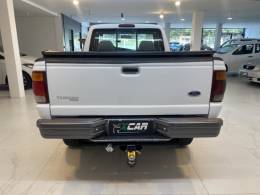 FORD - RANGER 2.5 XL 4X4 CS 8V DIESEL 2P MANUAL - 1999/2000 - Branca - R$ 63.900,00